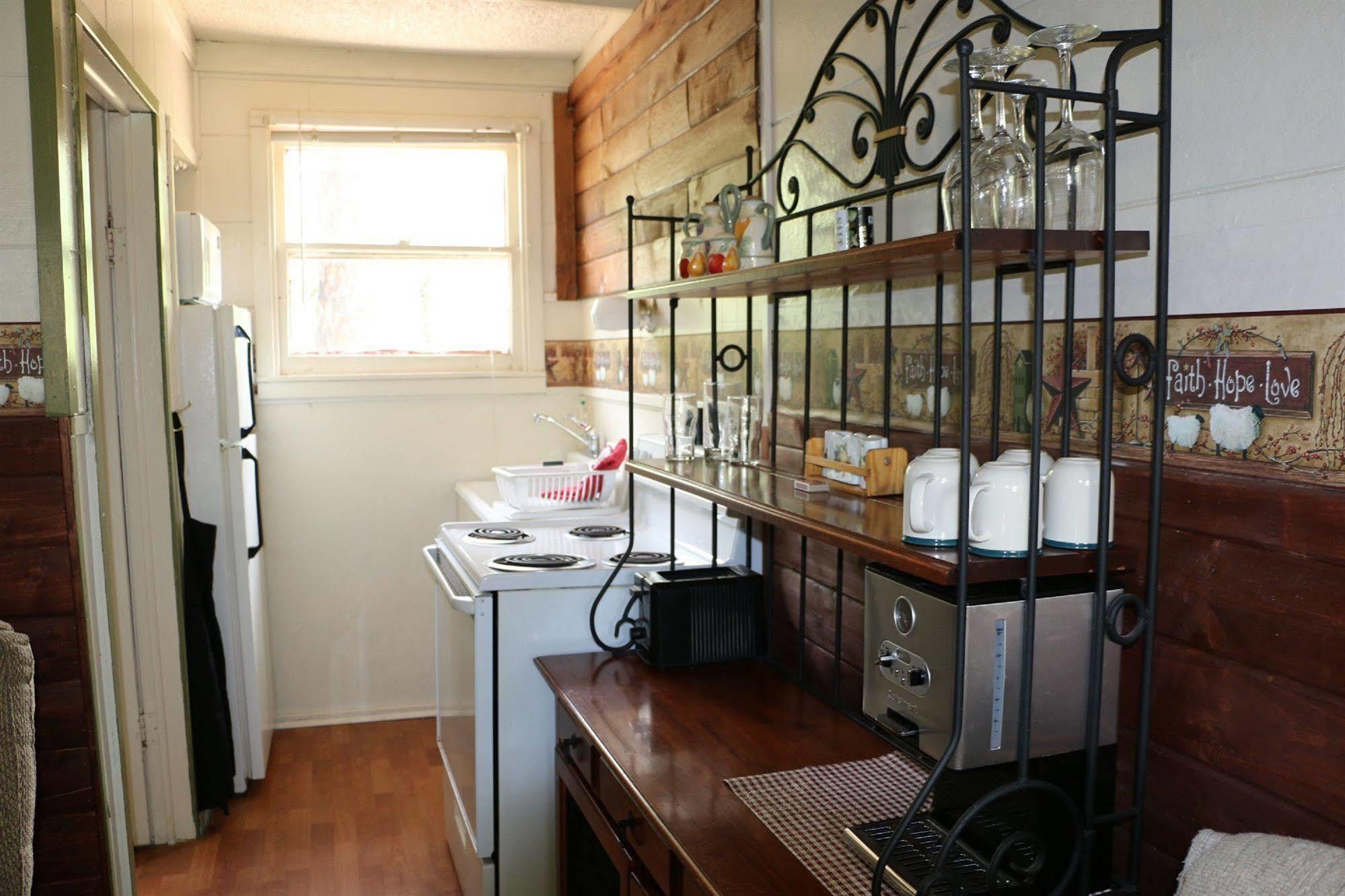 Apple Creek Cottages Prescott Exteriör bild