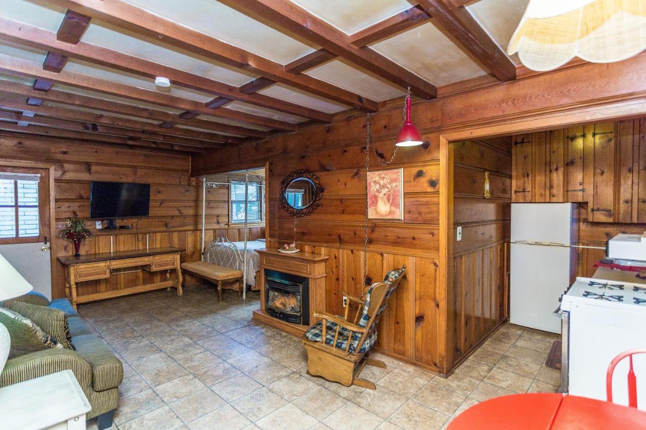 Apple Creek Cottages Prescott Exteriör bild