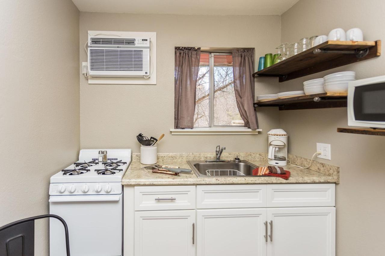 Apple Creek Cottages Prescott Exteriör bild