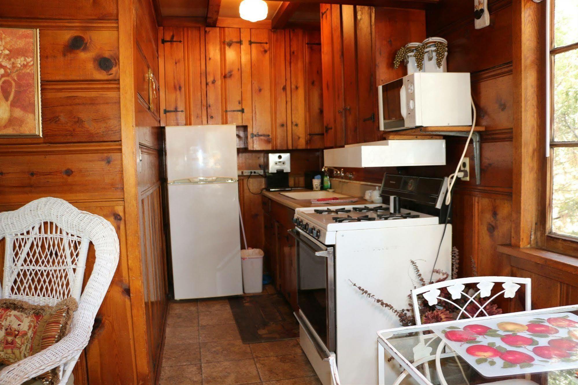 Apple Creek Cottages Prescott Exteriör bild